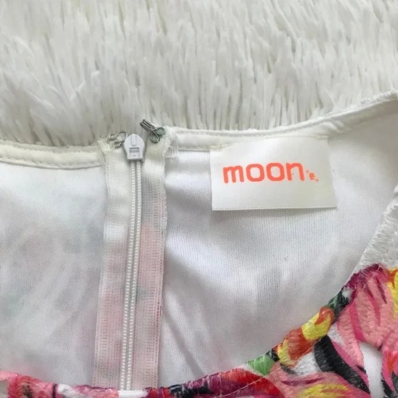 Red Dress Boutique White & Pink Floral Lace Dress - Picture 3 of 3